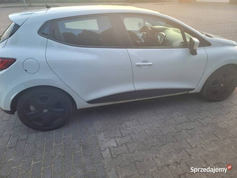Używany Renault Clio IV 75 KM (55 kW) 2014 Biały Hatchback