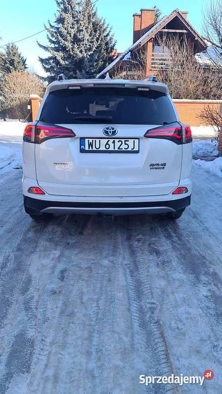 Używany Toyota RAV4 Hybrid 2016 Biały SUV