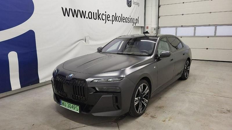 Używany BMW i7 M Sport 400 kW (544 KM) 2022 Grafitowy Sedan/Limuzyna