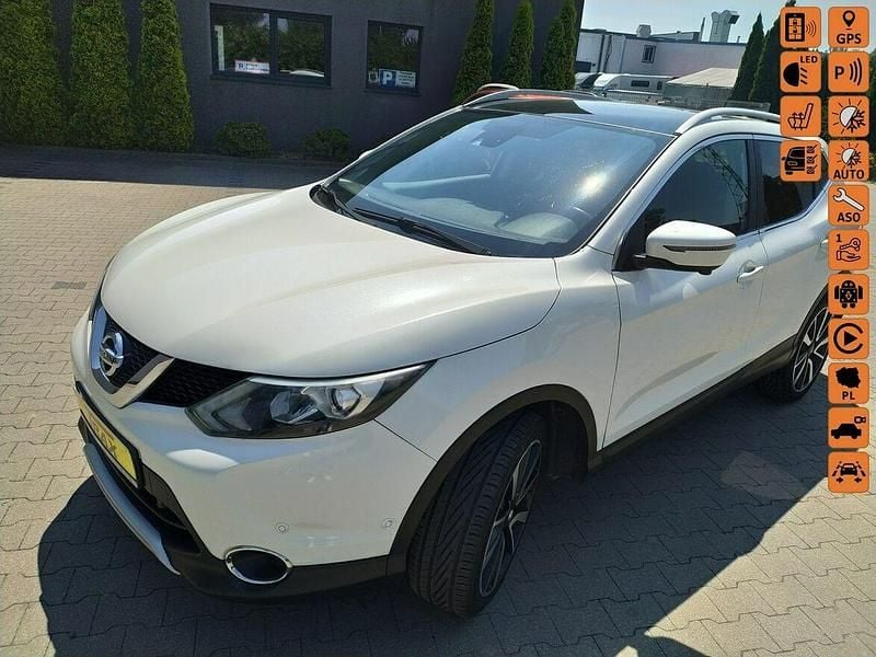Biały Używany 2017 Nissan Qashqai Tekna SUV | 53 900 zł (Uczciwa cena) - Obraz 1/4