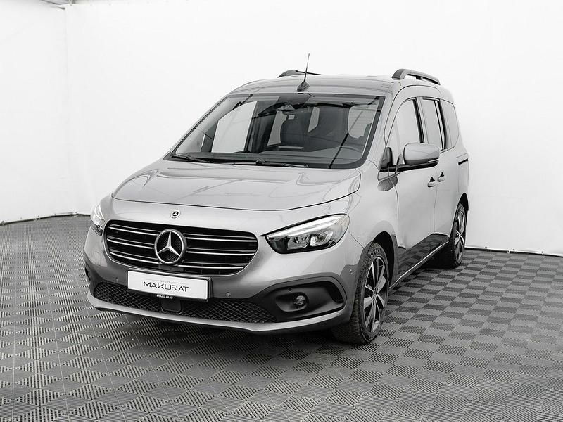 Używany Mercedes T180 Progressive 116 KM (85 kW) 2023 Szary Minivan