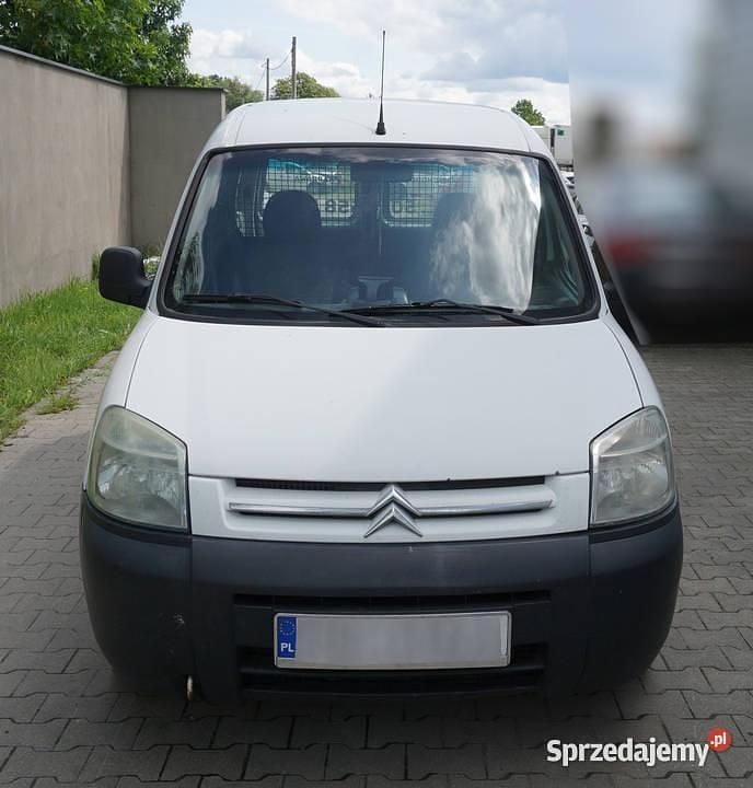 Biały Używany 2007 Citroën Berlingo Minivan | 4500 zł (Dobra cena) - Obraz 1/4