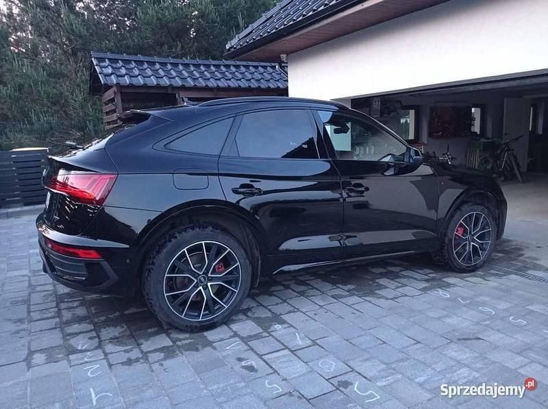 Czarny Używany 2021 Audi Q5 Sportback S-Line SUV | 157 500 zł - Obraz 1/4