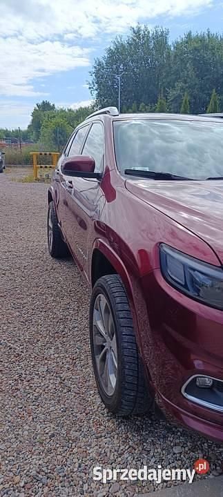 Wiśniowy Używany 2020 Jeep Cherokee Overland SUV | 129 900 zł - Obraz 1/4