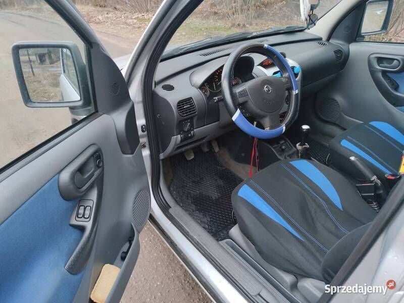 Używany Opel Combo 101 KM (74 kW) 2005 Minivan