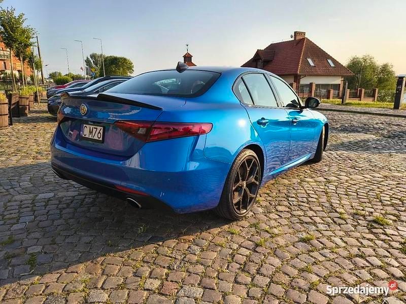 Używany Alfa Romeo Giulia 2021 Niebieski Sedan/Limuzyna