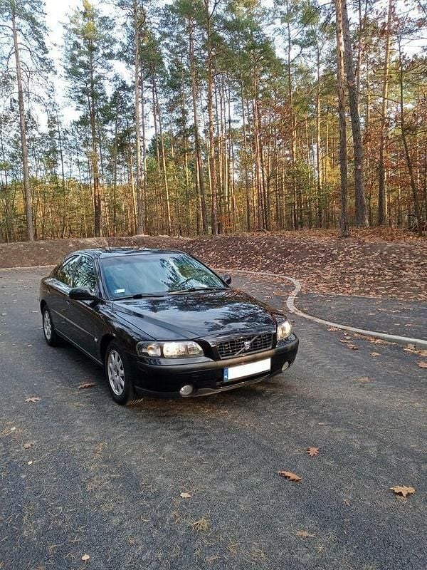 Używany Volvo S60 2001 Czarny Sedan/Limuzyna
