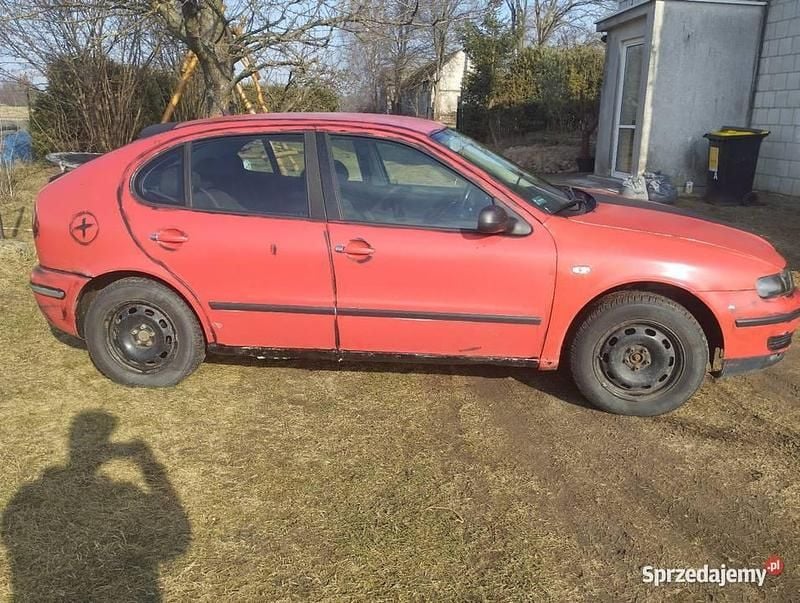 Używany Seat Leon 2002 Srebrny Hatchback