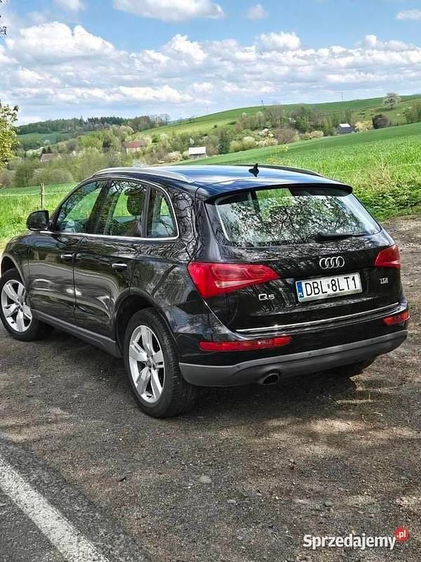 Czarny Używany 2014 Audi Q5 SUV | 49 900 zł (Super Cena) - Obraz 1/4