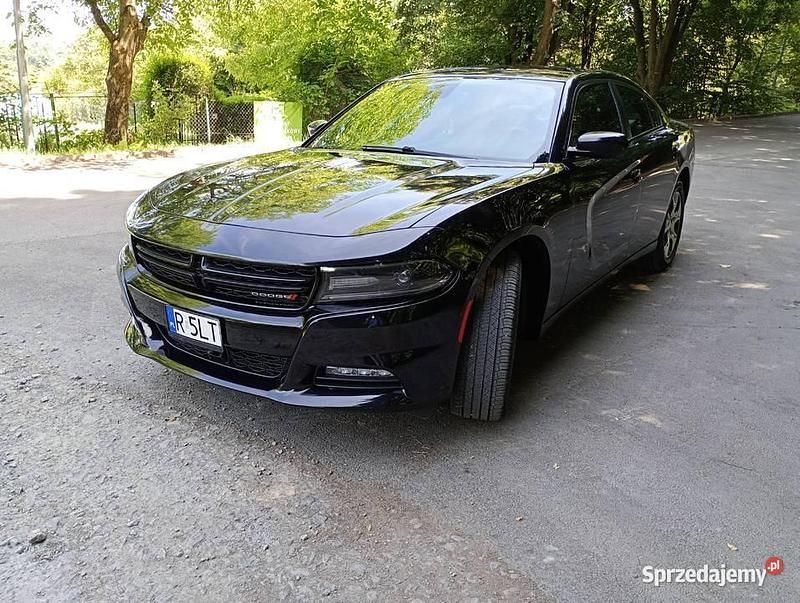 Używany 2015 Dodge Charger Sedan/Limuzyna | 65 999 zł (Uczciwa cena) - Obraz 1/4