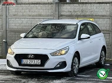 Używany Hyundai i30 115 KM (84 kW) 2019 Biały Kombi