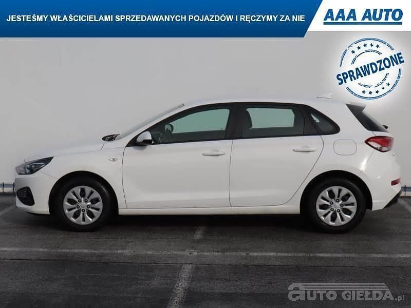 Używany Hyundai i30 2021 Biały
