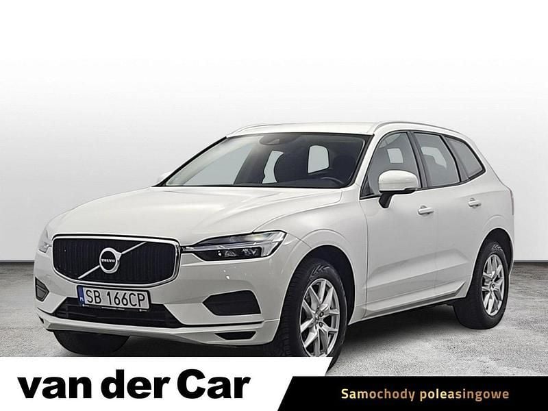Biały Używany 2021 Volvo XC60 Momentum SUV | 136 900 zł (Dobra cena) - Obraz 1/4