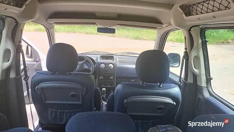 Używany Citroën Berlingo 2006 Minivan
