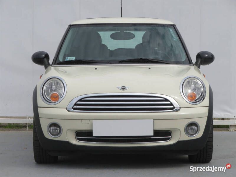 Beżowy Używany 2007 Mini ONE Hatchback | 14 000 zł (Uczciwa cena) - Obraz 1/4