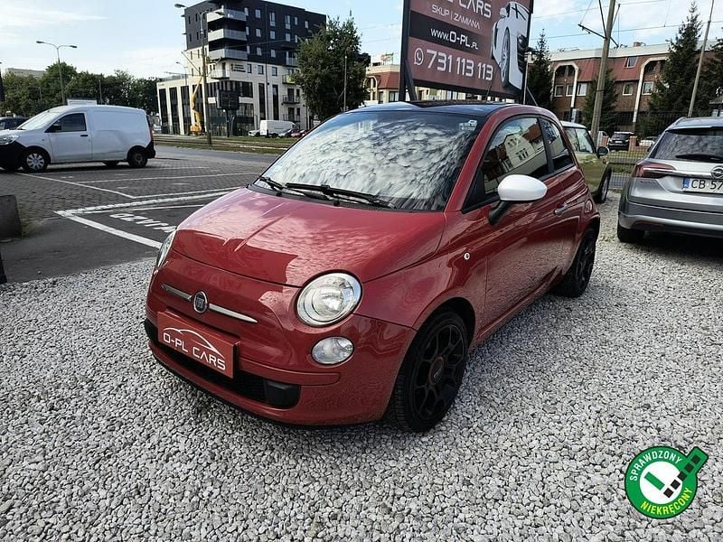 Czerwony Używany 2011 Fiat 500 Hatchback | 19 900 zł (Uczciwa cena) - Obraz 1/4