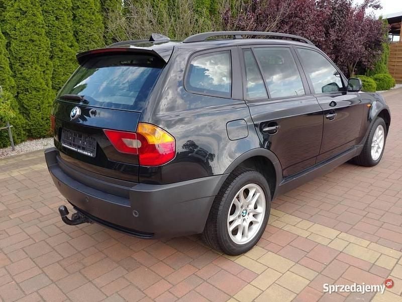 Czarny Używany 2005 BMW X3 SUV | 16 950 zł (Dobra cena) - Obraz 1/4