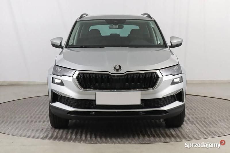Srebrny Nowe 2025 Skoda Karoq SUV | 116 999 zł (Dobra cena) - Obraz 1/4