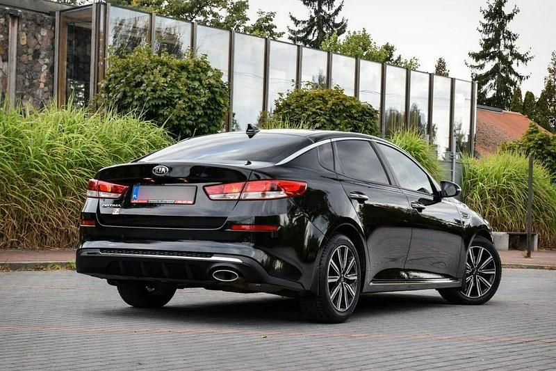 Używany Kia Optima 180 KM (132 kW) 2019 Czarny Sedan/Limuzyna