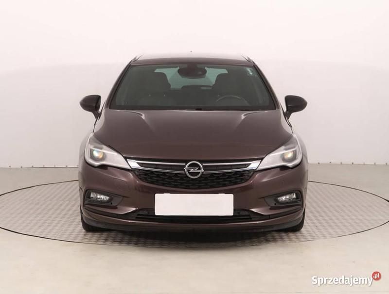 Brązowy Używany 2016 Opel Astra Kombi | 35 999 zł (Uczciwa cena) - Obraz 1/4