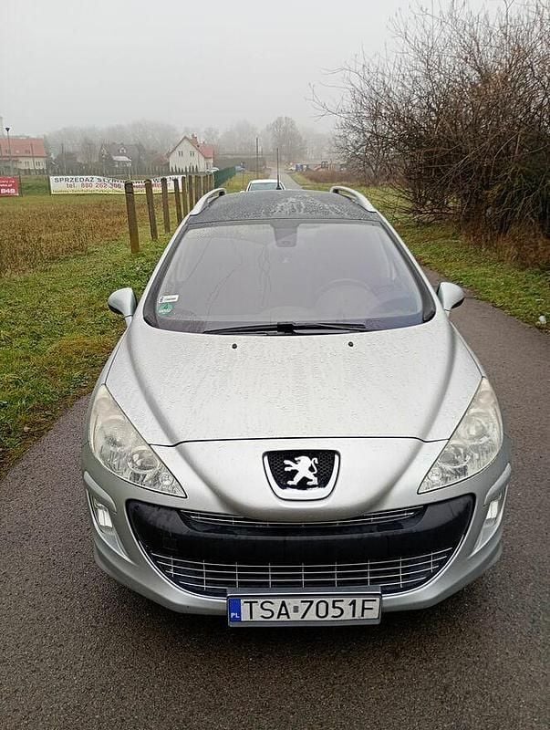 Używany Peugeot 308 SW 2010 Srebrny Kombi