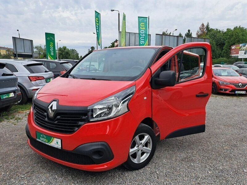 Czerwony Używany 2018 Renault Trafic Van | 63 900 zł (Dobra cena) - Obraz 1/4