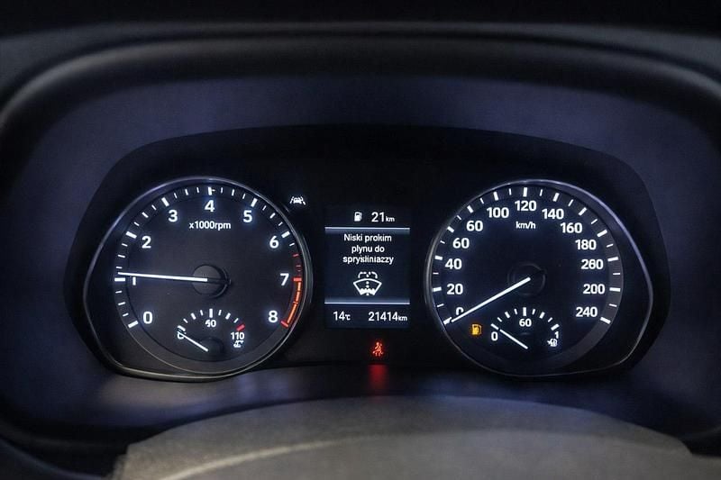 Używany Hyundai i30 110 KM (80 kW) 2022 Srebrny Hatchback