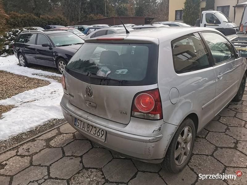 Używany VW Polo 2005 Srebrny Hatchback