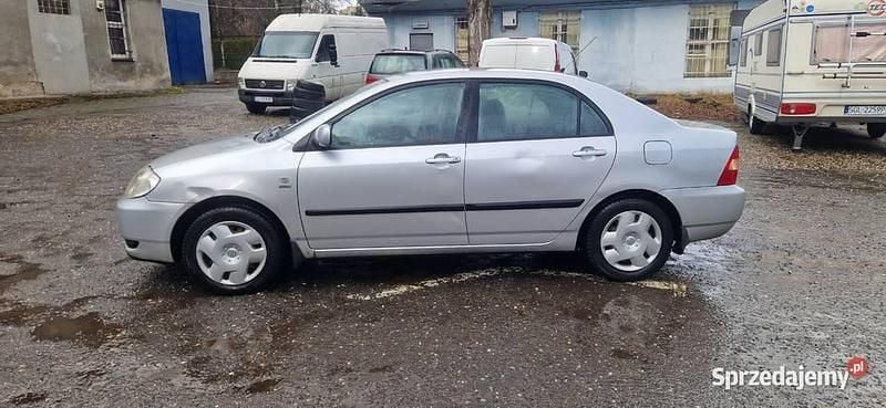 Używany Toyota Corolla 2003 Sedan/Limuzyna