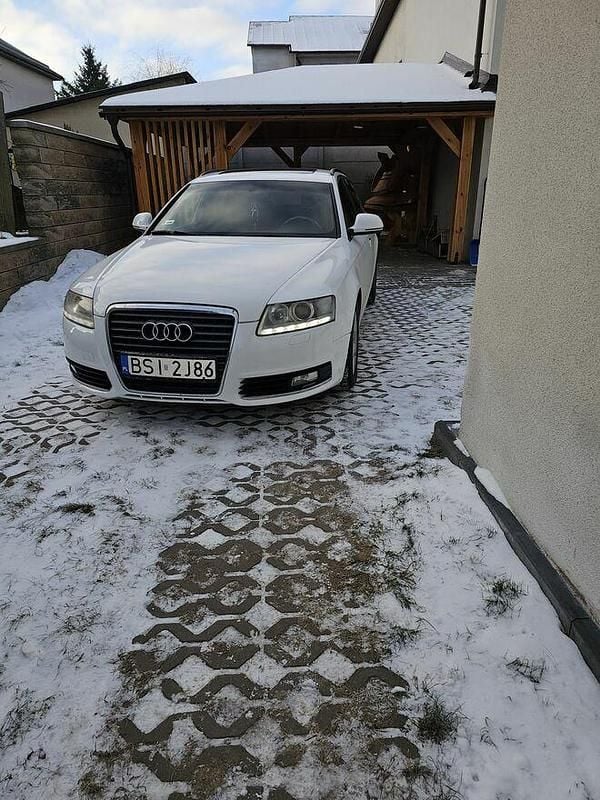 Biały Używany 2010 Audi A6 Kombi | 30 000 zł (Drogi) - Obraz 1/4