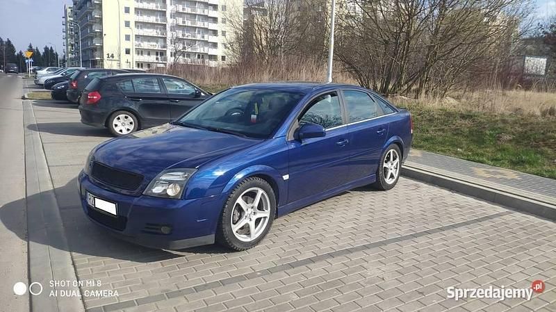 Używany Opel Vectra GTS 155 KM (114 kW) 2004 Niebieski Hatchback