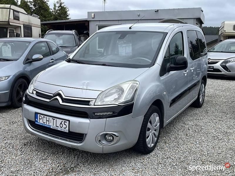 Szary Używany 2013 Citroën Berlingo Minivan | 13 900 zł - Obraz 1/4