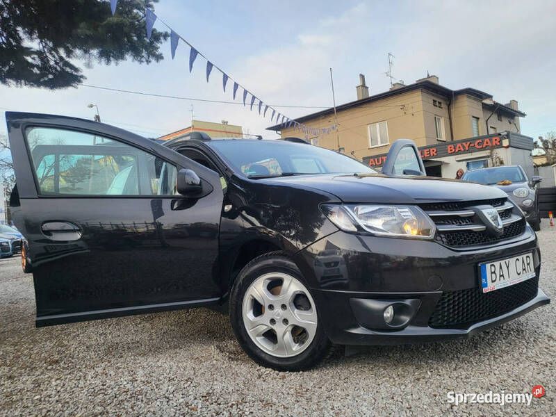 Czarny (metalik) Używany 2017 Dacia Logan Sedan/Limuzyna | 24 900 zł (Uczciwa cena) - Obraz 1/4