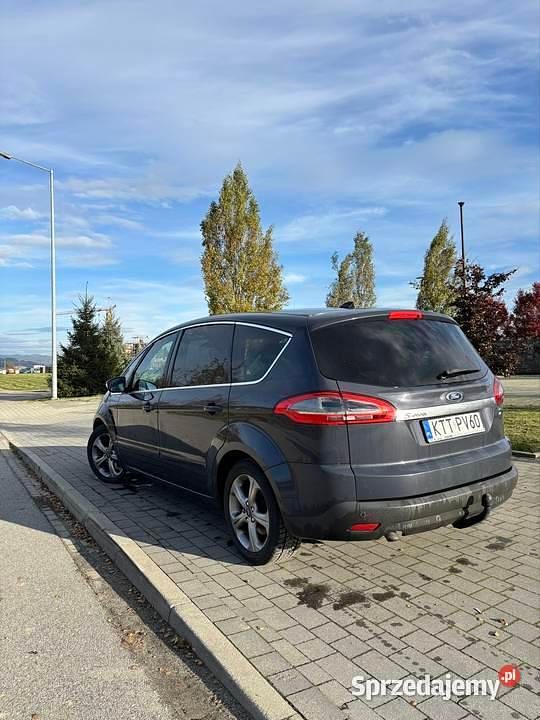 Używany Ford S-MAX S 160 KM (117 kW) 2011 Minivan