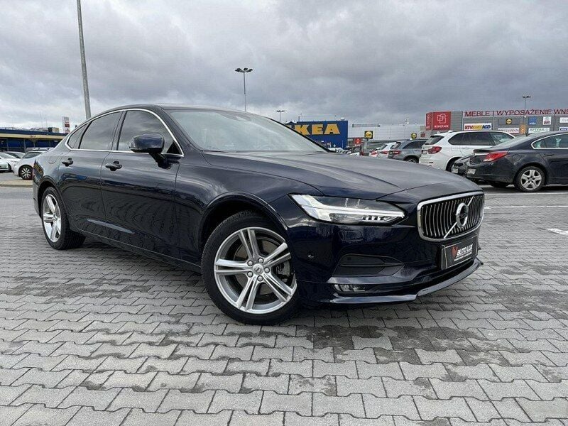 Czarny (metalik) Używany 2017 Volvo S90 Sedan/Limuzyna | 114 600 zł - Obraz 1/4