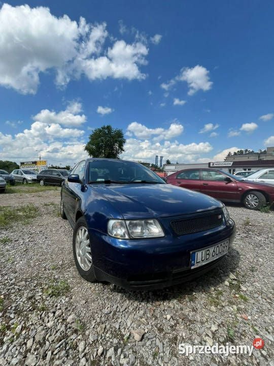 Niebieski Używany 1998 Audi A3 Hatchback | 3900 zł (Uczciwa cena) - Obraz 1/4