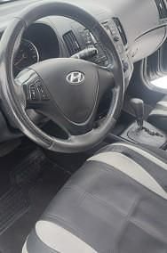 Używany Hyundai i30 125 KM (91 kW) 2010 Szary Kombi