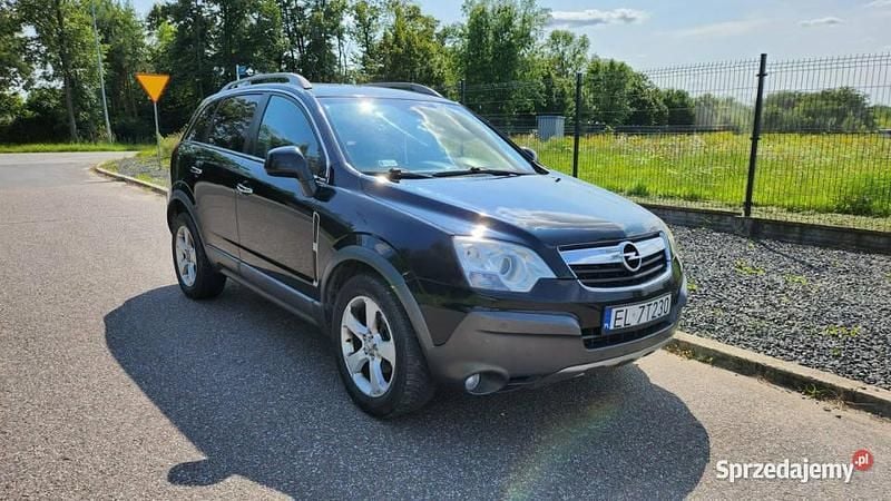 Czarny Używany 2007 Opel Antara SUV | 18 400 zł (Dobra cena) - Obraz 1/4