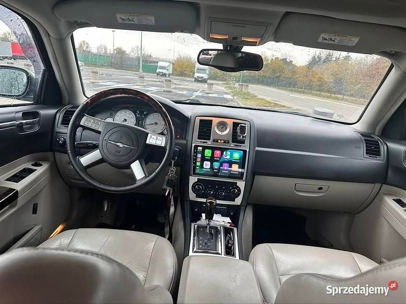 Używany 2004 Chrysler 300C Sedan/Limuzyna | 33 500 zł - Obraz 1/4