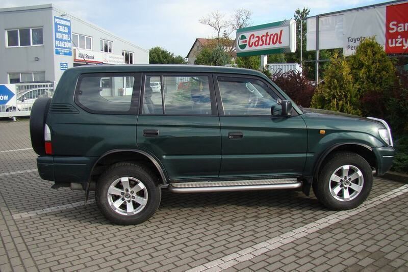 Zielony Używany 2001 Toyota Land Cruiser SUV | 29 900 zł (Dobra cena) - Obraz 1/4