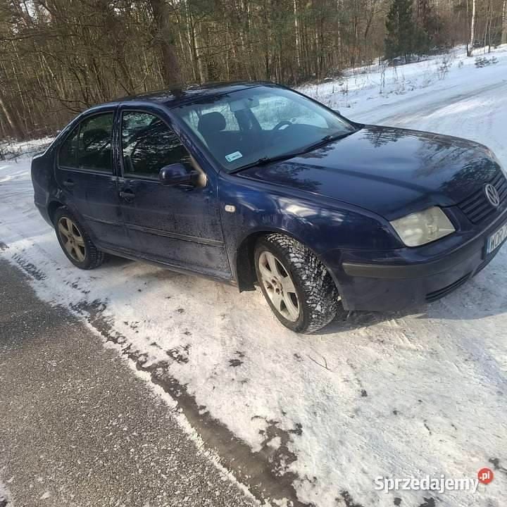Używany VW Bora 2002 Niebieski Sedan/Limuzyna
