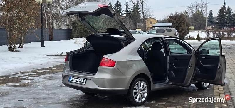 Używany Seat Toledo 2013 Złoty Hatchback