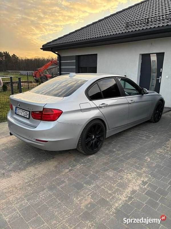 Używany BMW 316 2012 Srebrny Sedan/Limuzyna
