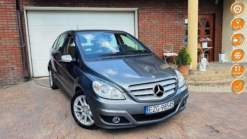 Szary Używany 2008 Mercedes B180 Minivan | 16 500 zł (Dobra cena) - Obraz 1/4