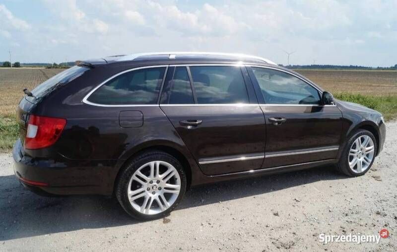 Brązowy Używany 2013 Skoda Superb Sedan/Limuzyna | 42 900 zł (Uczciwa cena) - Obraz 1/4