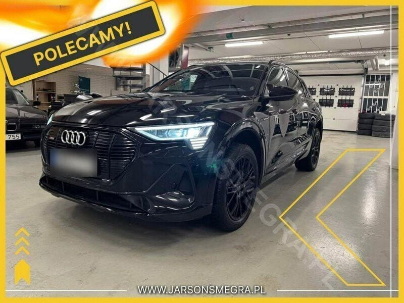 Czarny Używany 2021 Audi e-tron SUV | 159 600 zł - Obraz 1/4