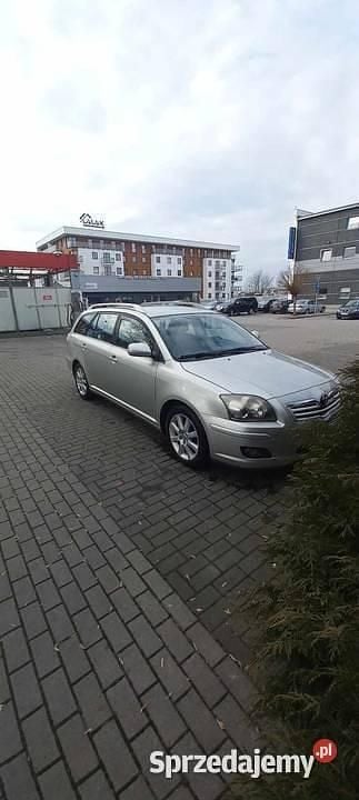 Złoty Używany 2007 Toyota Avensis Sedan/Limuzyna | 12 900 zł - Obraz 1/4