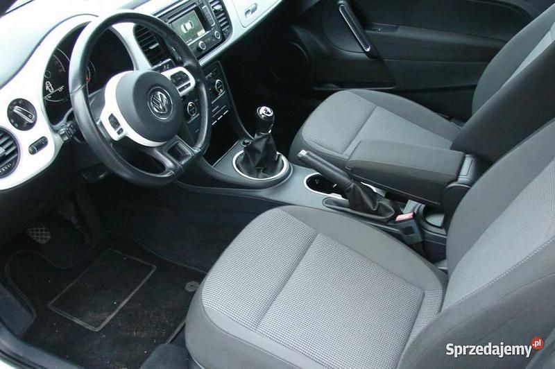 Używany VW Beetle 110 KM (80 kW) 2014 Biały Hatchback