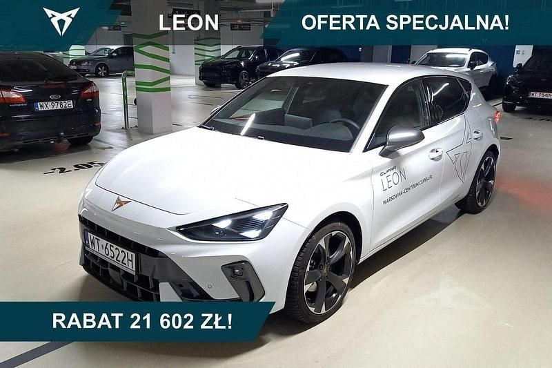 Biały (metalik) Używany 2025 Cupra Leon Hatchback | 139 900 zł (Uczciwa cena) - Obraz 1/4