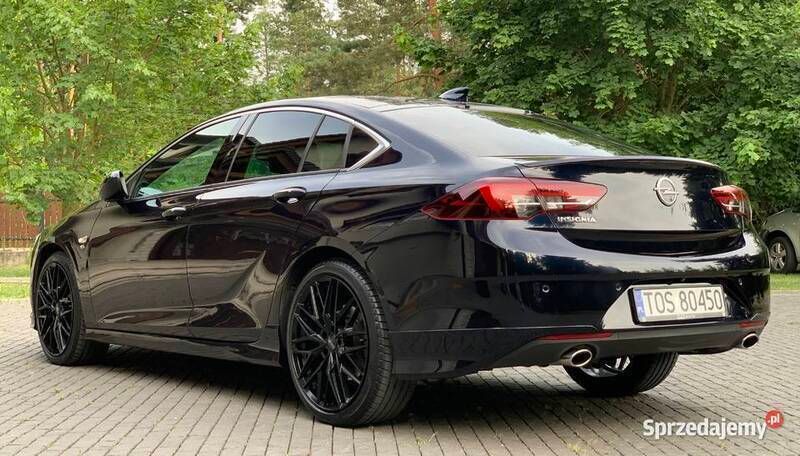 Używany Opel Insignia OPC 205 KM (150 kW) 2018 Granatowy Sedan/Limuzyna